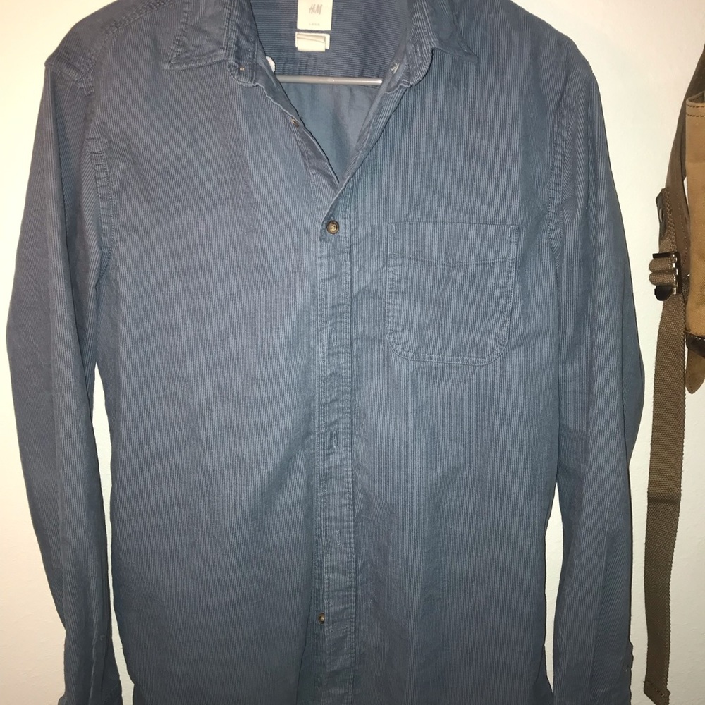 H&M Blue Gray Dusty Blue Long sleeve corduroy button down shirt size small